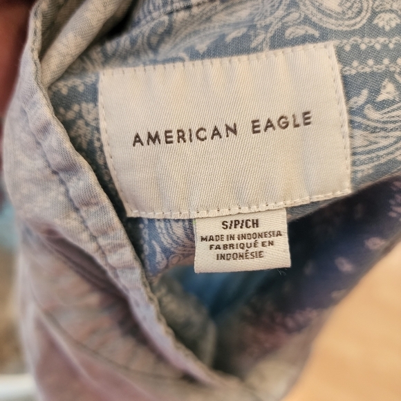 American Eagle Blue Ombre Long Sleeve Button Down Chambray Shirt Small Oversized - Picture 4 of 16